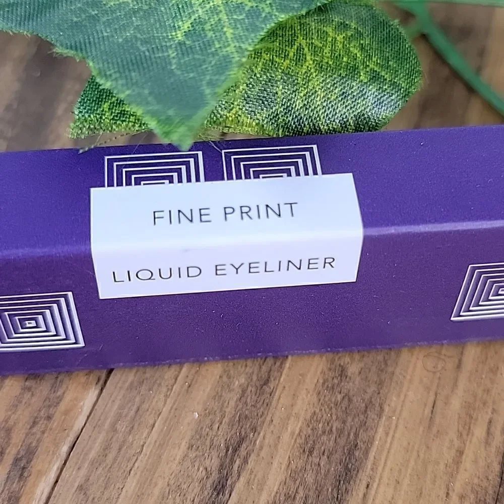 Belle En Argent. Liquid Eyeliner. Black. NWT